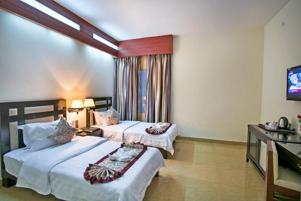 Fars Hotel & Resorts - Bar-Buffet-Pool-Spa Dhaka Exterior photo