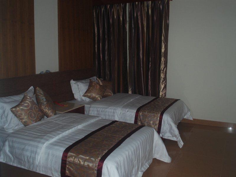 Fars Hotel & Resorts - Bar-Buffet-Pool-Spa Dhaka Exterior photo